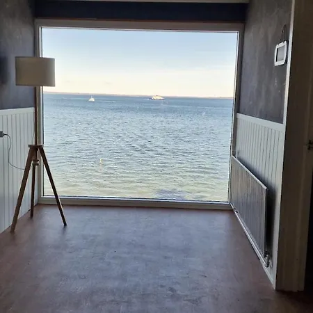 Udsigten לינה וארוחת בוקר 3*